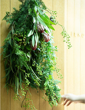 スワッグでドライフラワーに